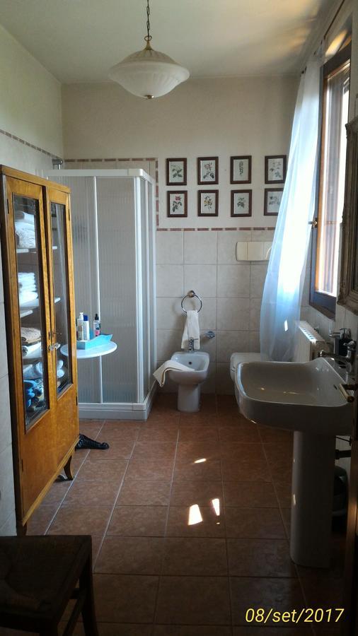 L'Ape In Corte Casa Di Campagna, Via Francigena Stanze E Colazione Vaccarizza Kültér fotó