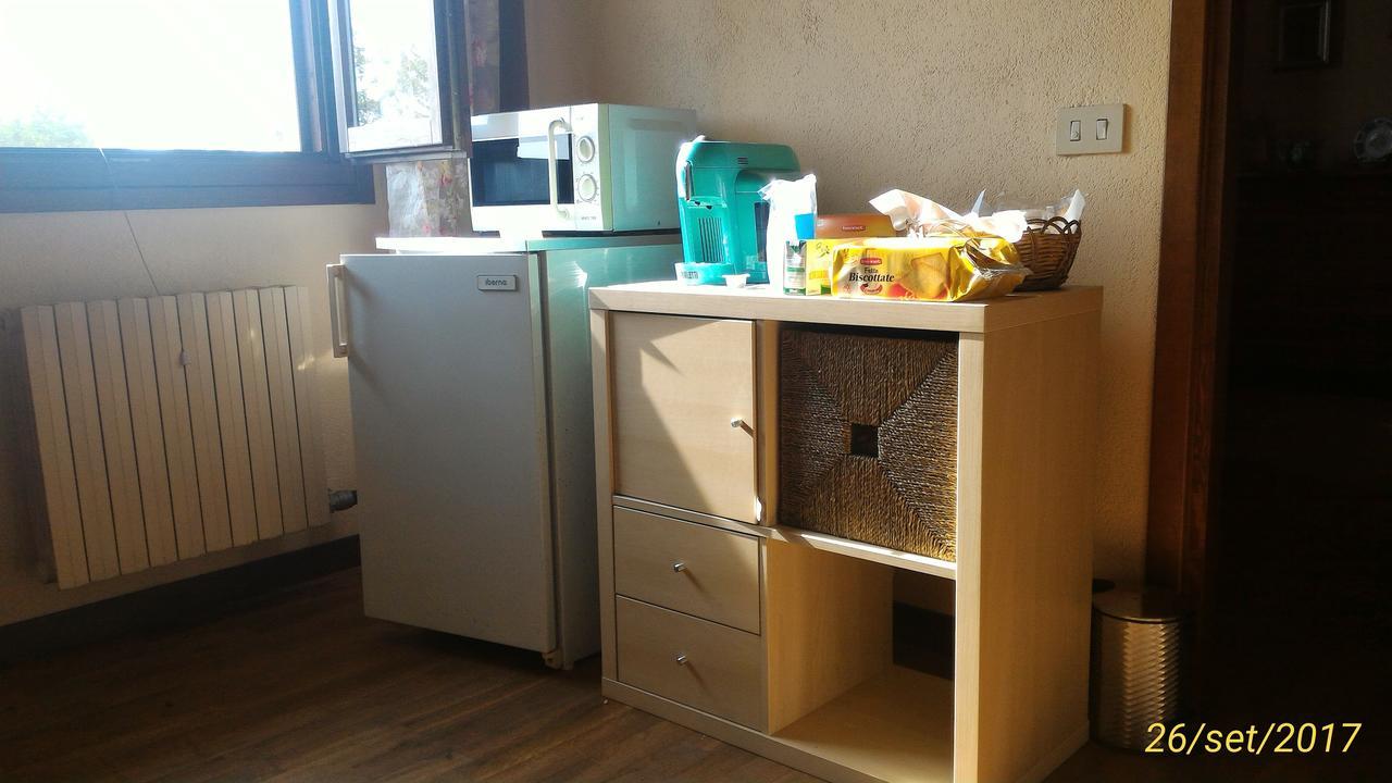 L'Ape In Corte Casa Di Campagna, Via Francigena Stanze E Colazione Vaccarizza Kültér fotó