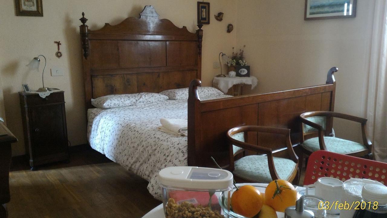 L'Ape In Corte Casa Di Campagna, Via Francigena Stanze E Colazione Vaccarizza Kültér fotó