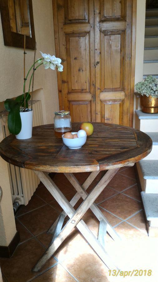 L'Ape In Corte Casa Di Campagna, Via Francigena Stanze E Colazione Vaccarizza Kültér fotó