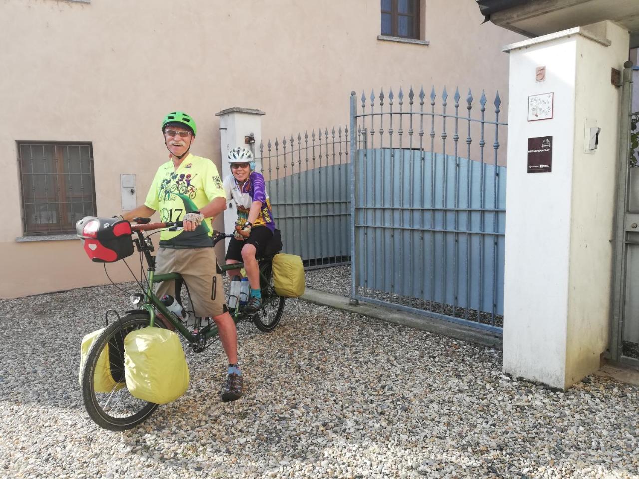 L'Ape In Corte Casa Di Campagna, Via Francigena Stanze E Colazione Vaccarizza Kültér fotó