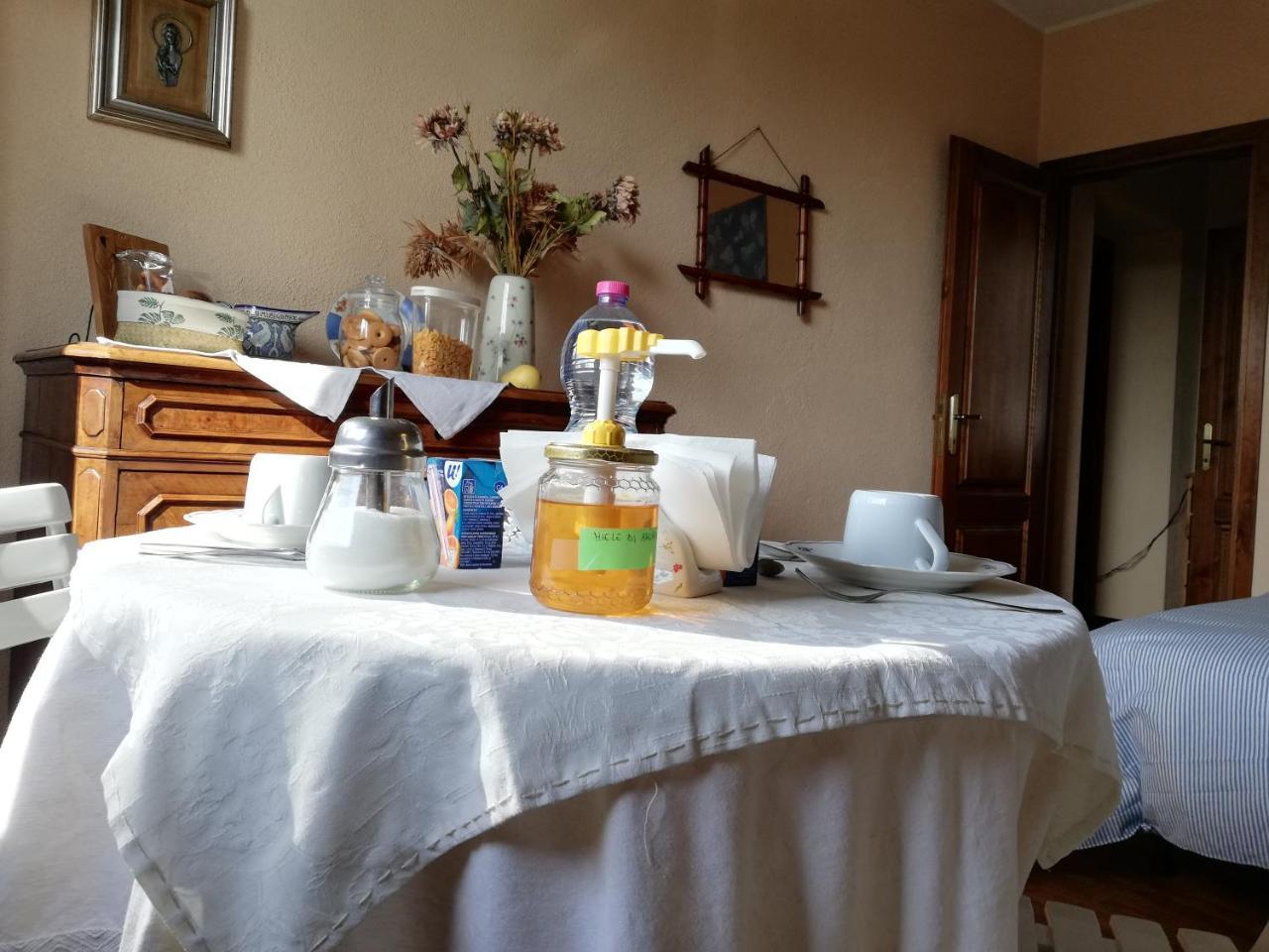 L'Ape In Corte Casa Di Campagna, Via Francigena Stanze E Colazione Vaccarizza Kültér fotó